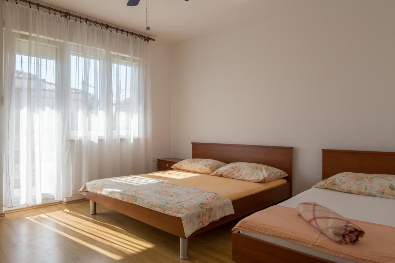 Apartment Pepica Trogir Luaran gambar